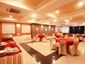 Plaza Hotel Tegal - Image 4