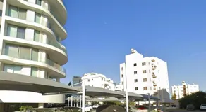 Sunset Poolside Apartment with Pool facility - Image 5