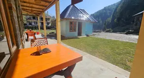 Freebird Nest Retreat - Image 5