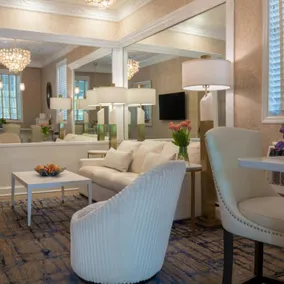 Chateau Inn and Suites - Image 2