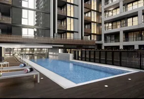 Chic 1-bed With City Views, Parking, Gym & Pool - Image 4