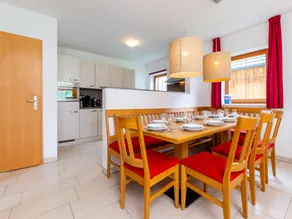 Modern Chalet i Obertraun med terrass - Image 3
