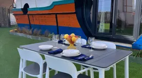 The Boat House - Beachfront Garden Home - Image 5