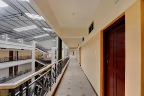 Hotel O Century Park - Image 3