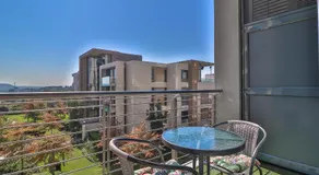 301 Menlyn Maine Trilogy Apartment - Image 5