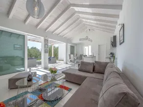 Villa in Debeljak with Pool near the Sea - Image 5
