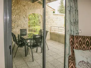 Double gite on a quiet domain with large swimming pool and a park-like garden. - Image 3