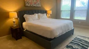 Spacious 4 Bed & 2 Bath Home in the Woodlands, TX - Image 2