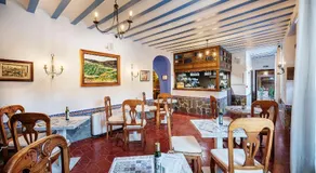 Beneste Cazorla Hotel - Image 4