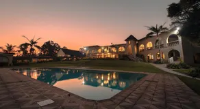  Mountain View International Hotel - Image 2