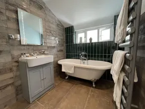 Moorview House - Image 2