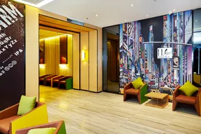 IU Hotel Chongqing Hechuan Ruishan Road Taermen Square - Image 3