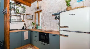 House Morski brk - Image 3