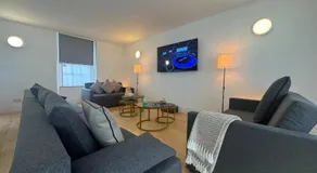 Squarezzz - Group Accommodation - Image 2