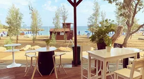Trident Beach Apartment - Image 5