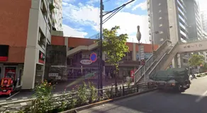 AN HOTEL - Image 5