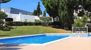 Armação De Pêra Brightness 2 With Pool by Homing - Image 5