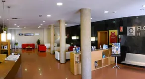 Hotel Flora Parc - Image 2