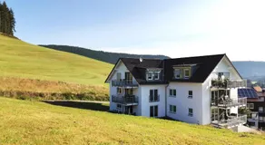 Merveilleux appartement adapté aux familles avec internet haut débit, terrasse et jardin | Vue ville - Image 4