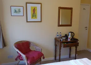 A. B&B - Glastonbury - Image 5