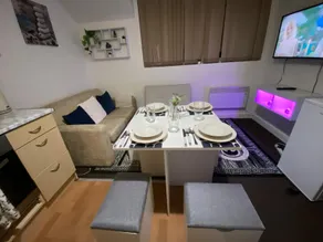 Airrose Rems apartment - Image 5