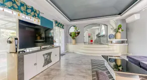 Villa Maxonale près de Paris avec Piscine Chauffée, Sauna et Jacuzzi - Image 3