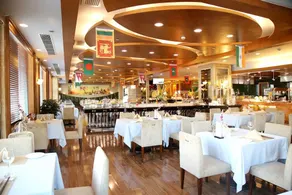 Xianglu Grand Hotel - Image 2