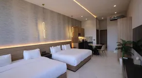 La Villa Luxury Suites - Image 3