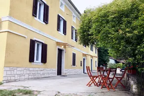 Guesthouse Portoroz Studio with Garden View SOF2 - Image 4