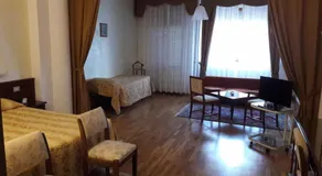 Hotel Cristallo - Chianciano Terme - Image 2