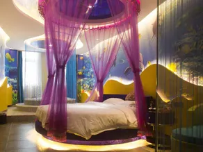 Tida Theme Hotel - Image 2