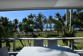 Ohana - Beachfront Holiday House - Image 5