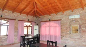 Guest Parents House - Image 5