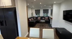 Margo's Place - Image 4