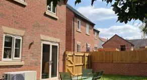 Stunning 4 Bedroom, Sleeps 9, Centre Of Telford - Image 4