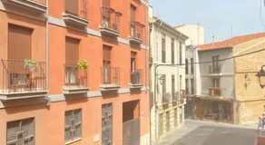 Luna León - Image 4