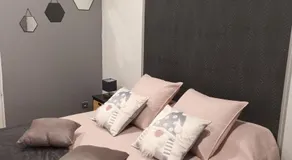 Chez Nous - Image 2