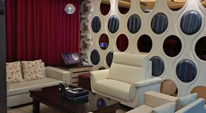 Point Motel - Image 2