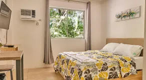 Hidden Hill Hotel - Image 2