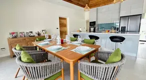 Luxurious Bed Breakfast Stay in Unique Villa - Image 3