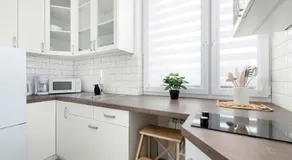 Komfortowy Apartament z Klimatyzacją by Noclegi Renters - Image 3