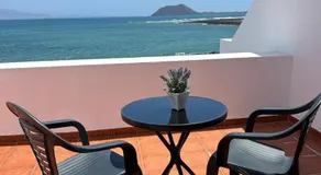 Beach Front Villa VV - Image 2
