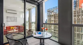 Entire Luxury Apartment City Views - Image 5