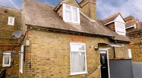 81b Queens Road - Image 4