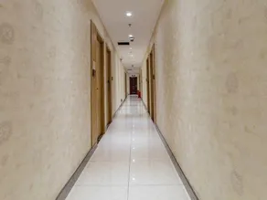 Luxi Hotel Shanghai - Image 2