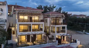 Blue Whisper Luxury Living Suites - Image 3