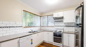 Salt Water Cottage - Image 5