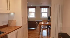 Brockenhurst Apartments - Image 2