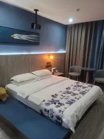 Xin'an Peng Light Luxury Hotel - Image 2