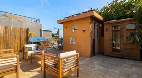 Artsy Venice Beach Canals Studio w/Rooftop & Sauna - Image 4